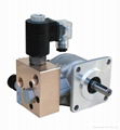 gear pump with lift valve  1