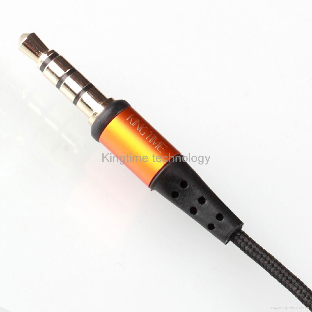 Zipper earphones with superior low bass 4