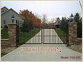 iron driveway gate 1