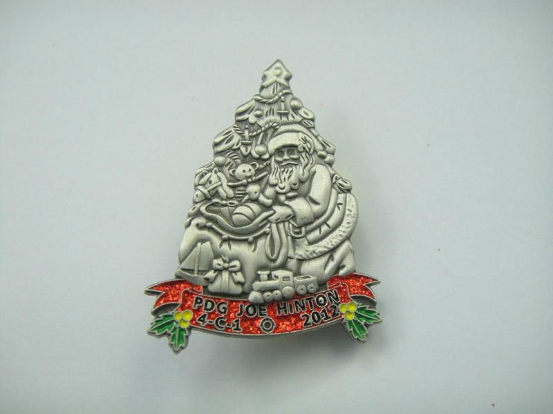 Christmas pins  3