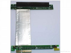 主板端1個PCI-E擴展出1個PCI-E 16X   