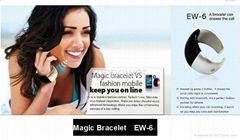 Magic Bluetooth Bracelet with Vibration Time Display & LED Screen 