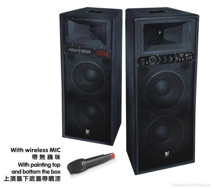 Active speaker with mic