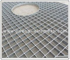 Plug steel grating 