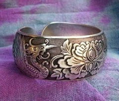 Exquisite bracelet