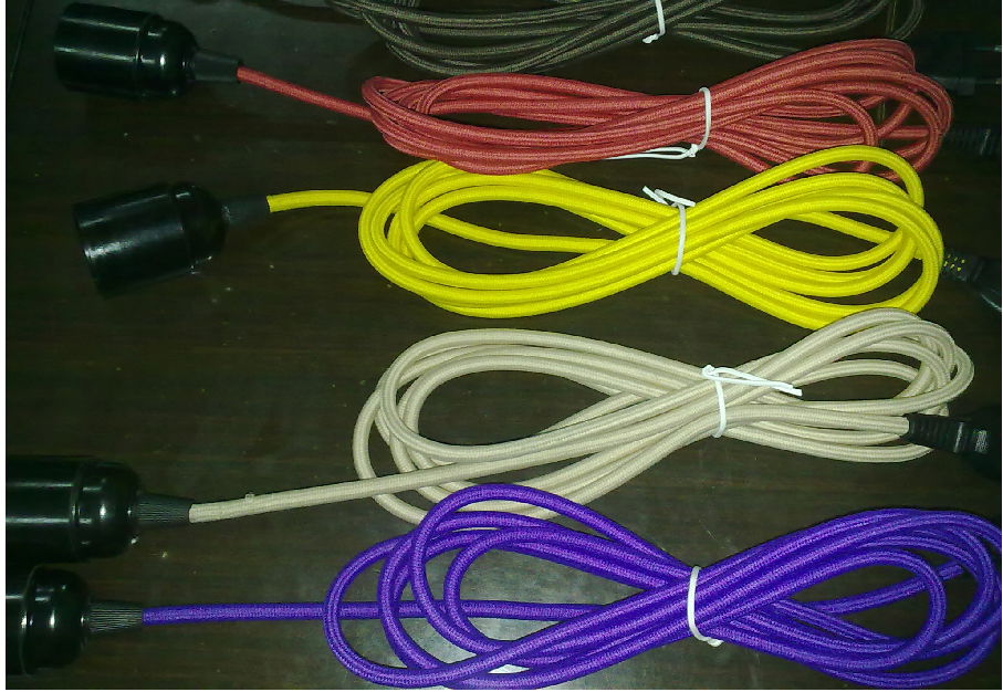 Braided Wire +2-Pin Plug+Phenolic Lampholder 3