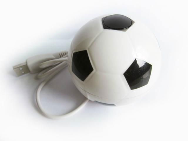 USB football hub electronic gifts