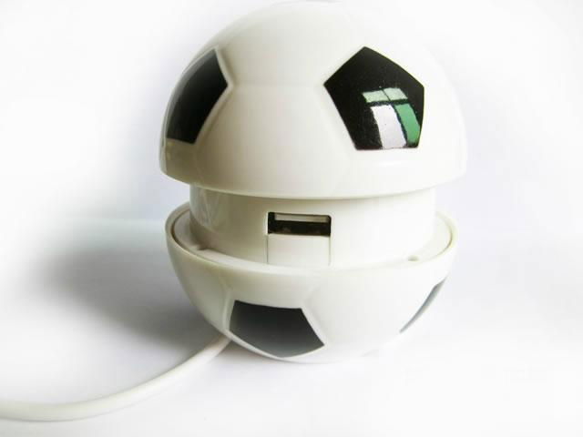 USB football hub electronic gifts 3