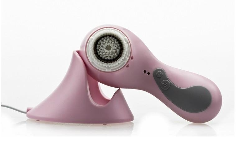 Clarisonic PLUS Sonic Skin Cleansing System 4