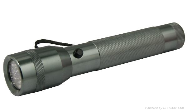 D Size Battery LED Flashlight S193 2