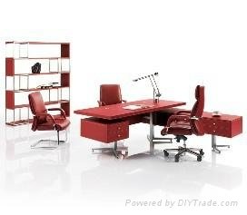 Executive Desk - Leather Furnishing  2