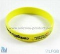 2012 popular Silicone Glow in the dark Silicone Wristbands for promotional gift 3
