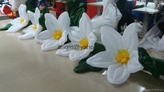 Newly Designed Inflatable Flowers Chain For New Year Party