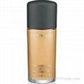 M-A-Cs Studio Fix Fluid Foundation SPF 15 NC25 One Size