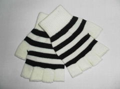 fingerless magic gloves