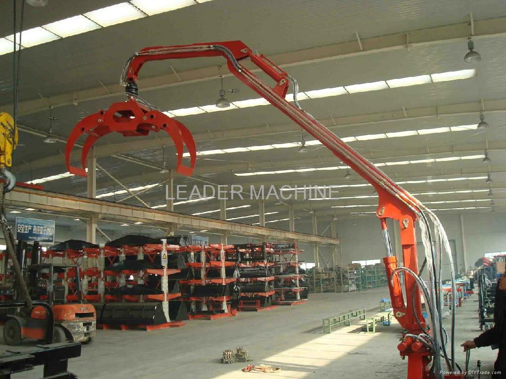 log loader trailer with crane 2