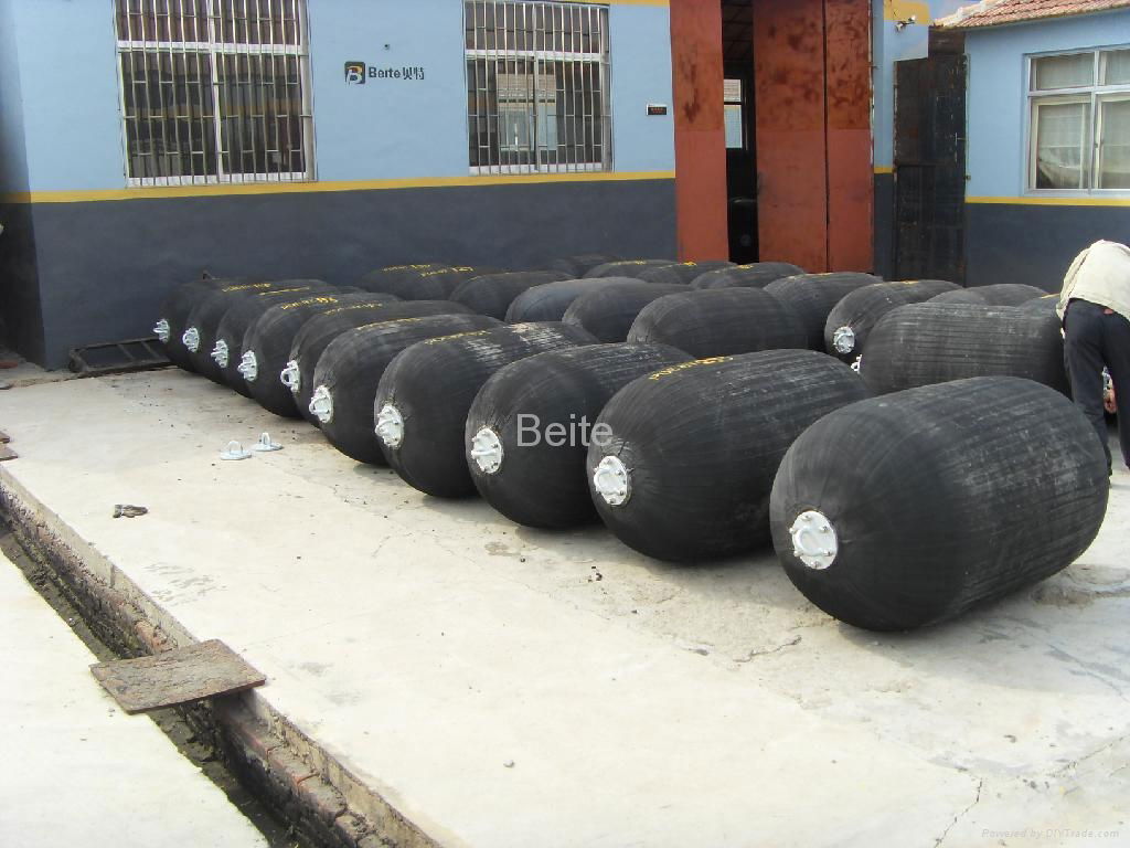 inflatable solid rubber fender