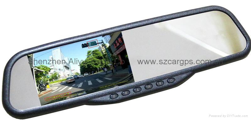 720p car DVR with built-in reverse camera system plus 4.3 inch reverse monitor 3