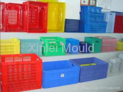 plastic injection turnover box mould 4