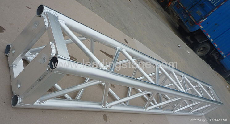 Arch-shaped Roof system 12x8x6m