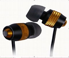 Metal earphone