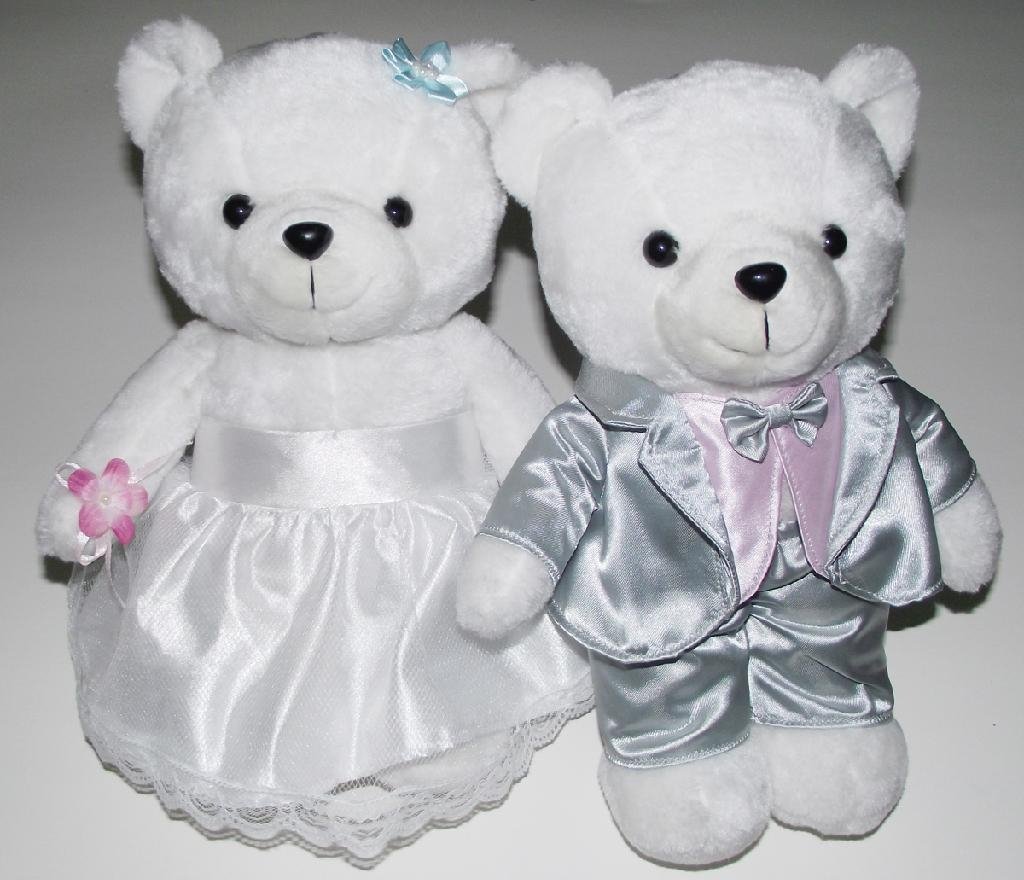happy wedding bear couples 2