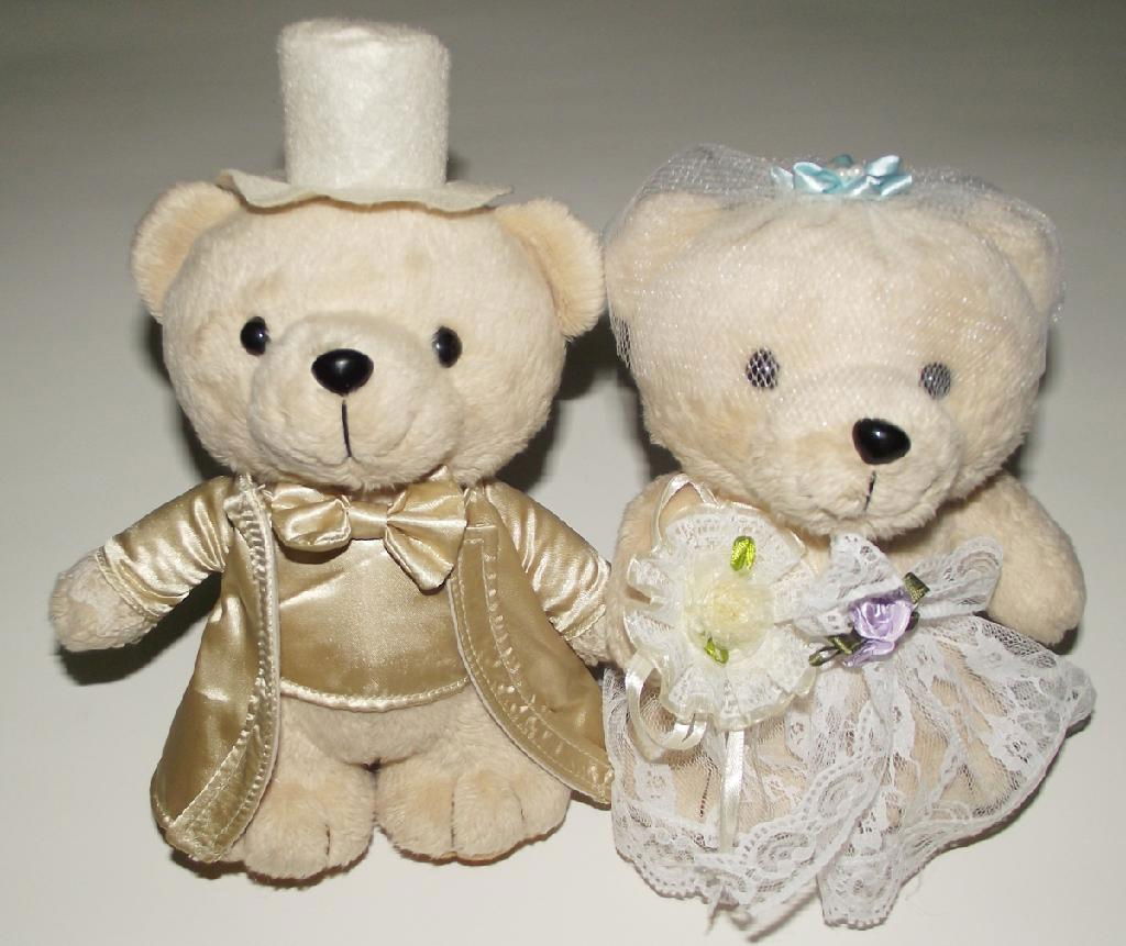 happy wedding bear couples 3