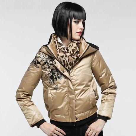 LADIE'S HOODED SHORT DOWN JACKET 3