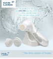 Sonic cleansing brush