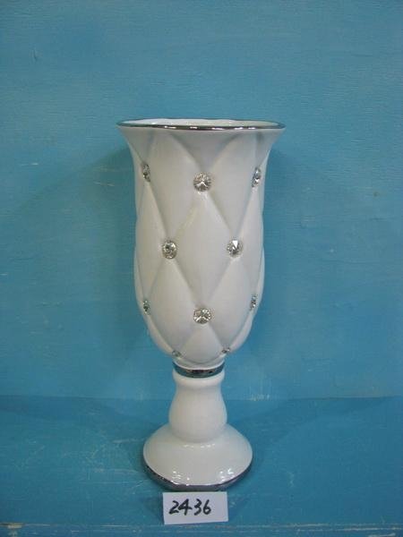 ceramic vase 