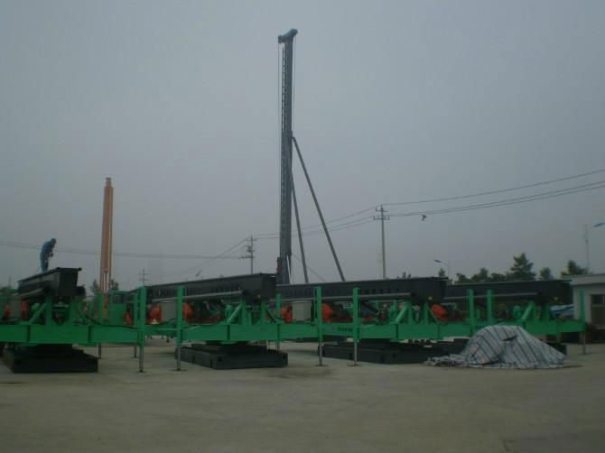 hydraulic footstep-type diesel hammer pile driver 4