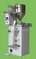 Automatic liquid packaging machine