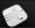 iphone 5 earphone with mic and volume controll 2