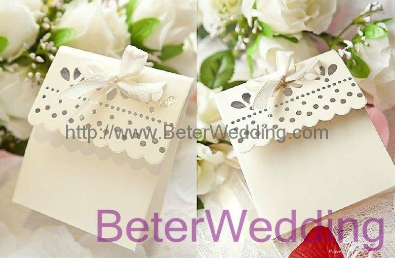 Sweet Scalloped Favor Box TH003 wedding decoration BeterWedding