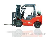 1.0-1.8 Ton Gasoline Forklift truck