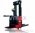 1.2-2.0T DC Power Full Electric Stacker