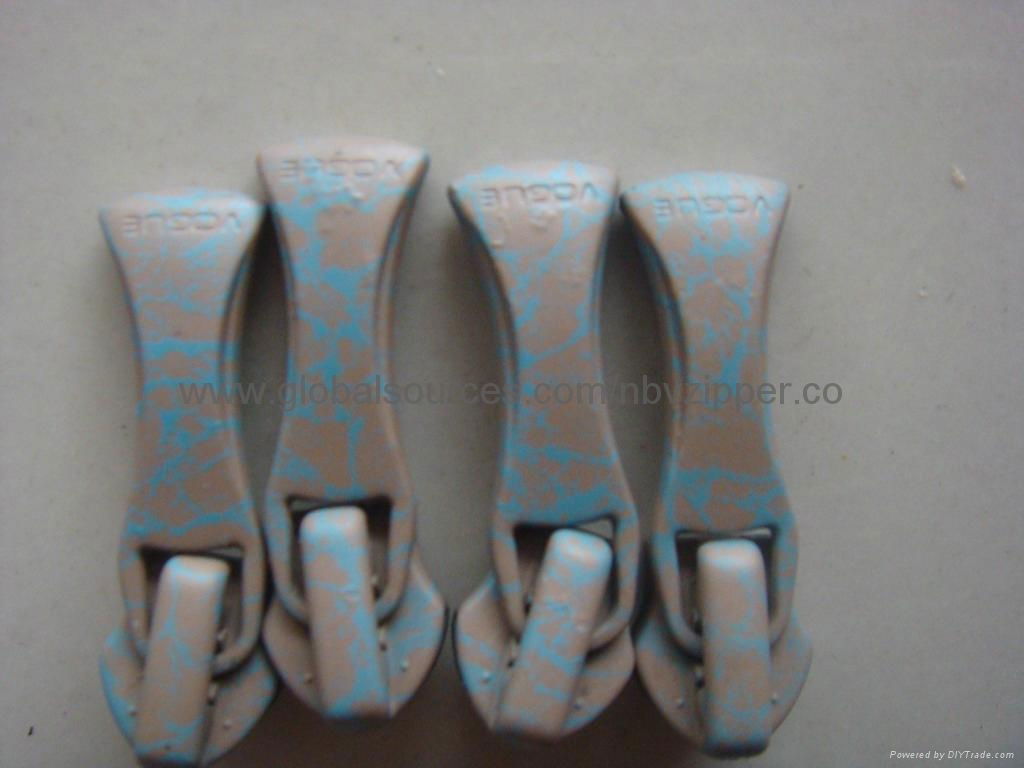  8# Printed Zipper Puller, Made of Alloy 5