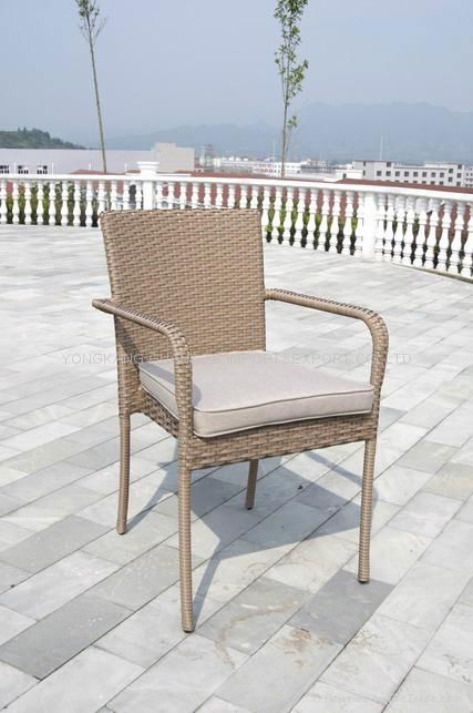 Outdoor desk-chair 2