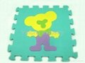 child using eva puzzle mat 4
