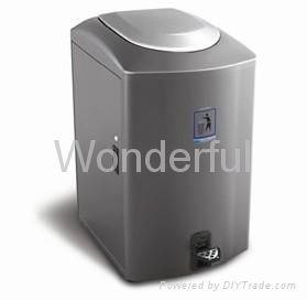 pedal bin;litter bin;waste bin