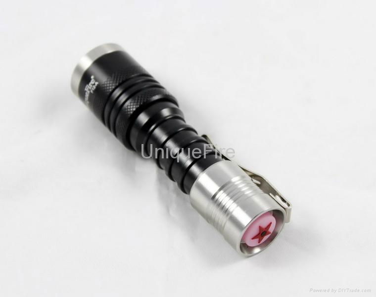 Cree XM-L T6 LED warm white flashlight