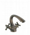 Basin faucet