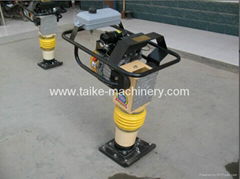 Gasoline vibration tamping rammer