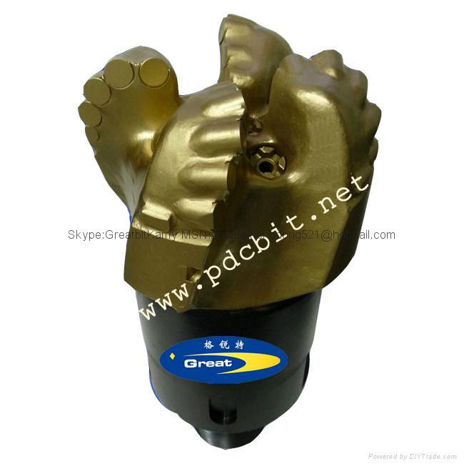 Matrix body PDC drill bits  4