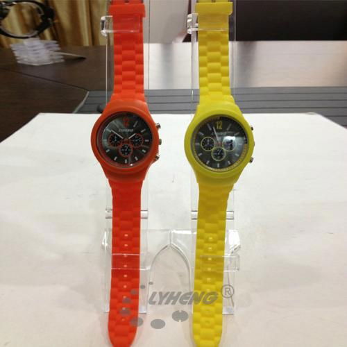   wholesale 2013 fashion silicon watches color watches 4