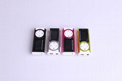 Hotsale Mini clip mp3 player 1.1'' LCD screen flashlight Speaker with card slot