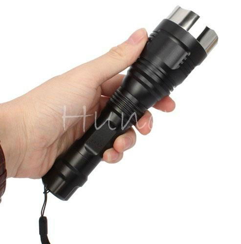 High power hunting flashlight similar to Kill light XLR250 4