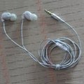 Classic and fashional stereo ceramic earphone with mic 2
