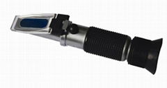 Hand-held Refractometer 