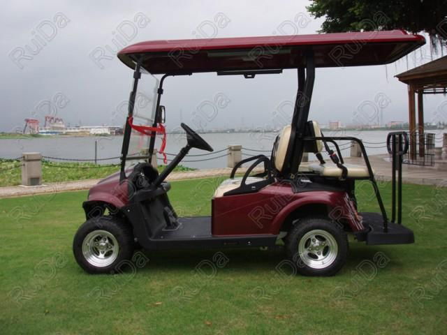 4-seat golf cart